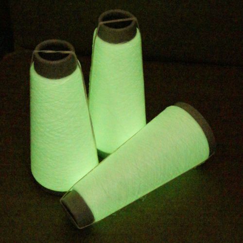 101. 'Glow in the Dark' Lurex - Fluo 8500